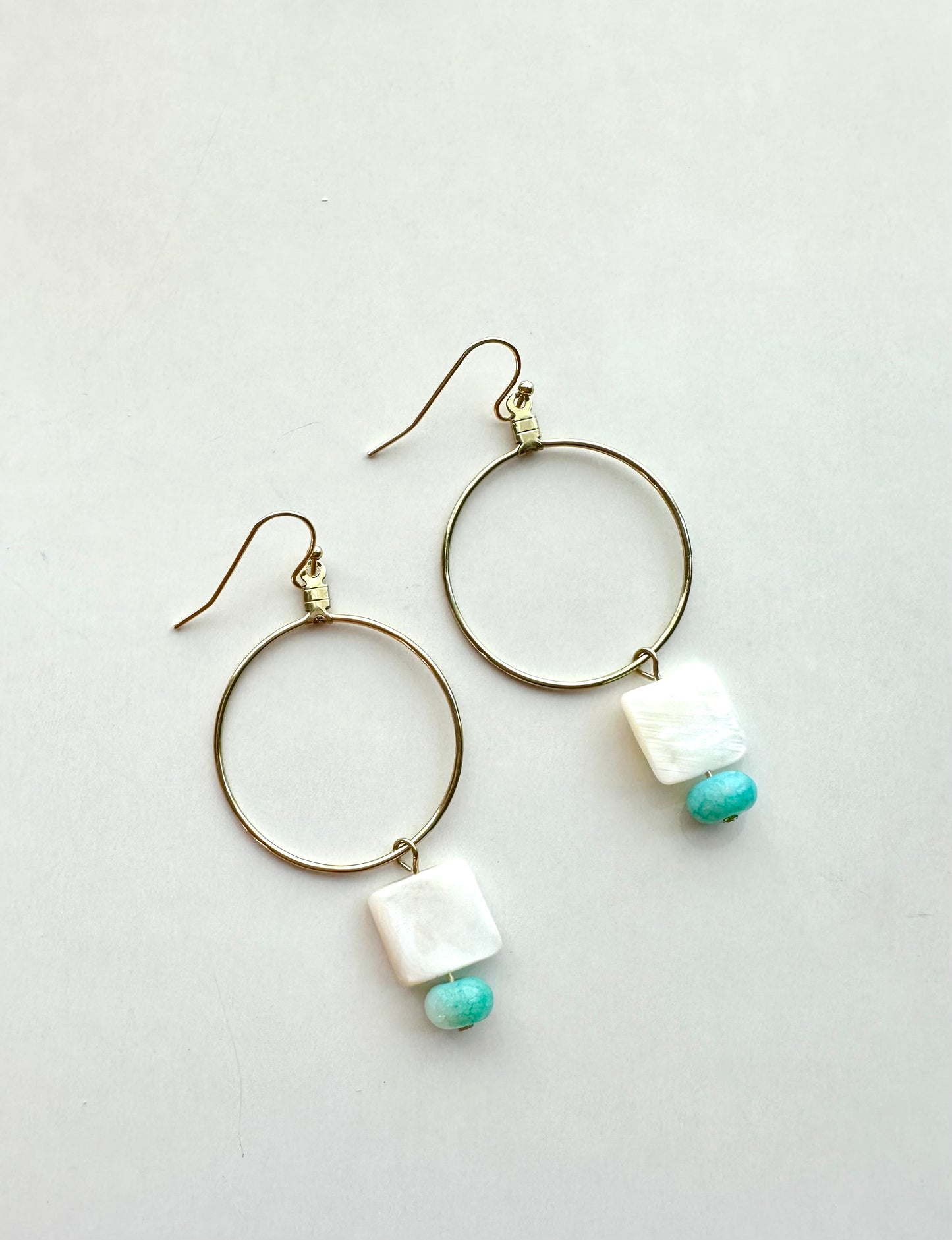 Shell Hoops | 7 Colors