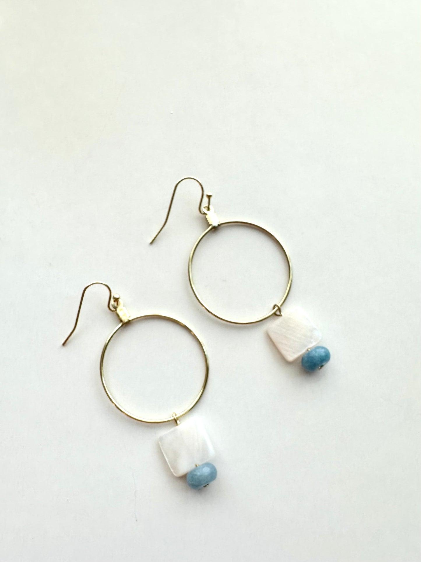 Shell Hoops | 7 Colors