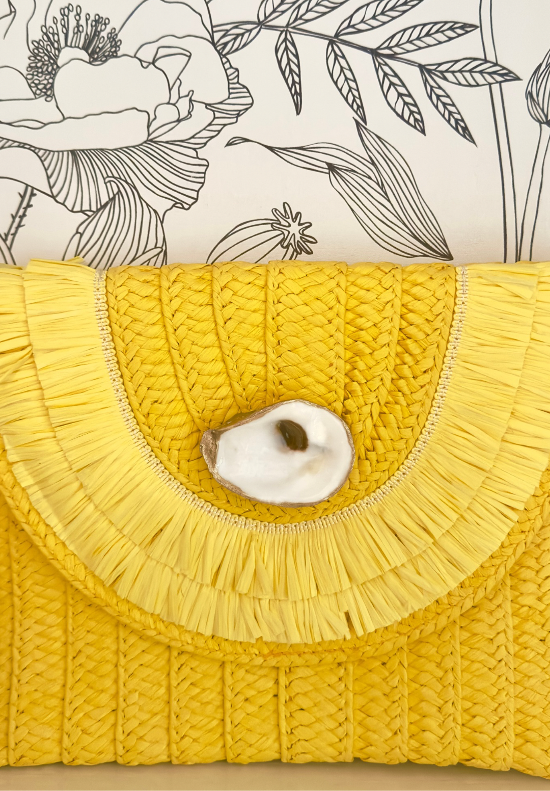 Island Oyster Straw Clutch | 2 colors