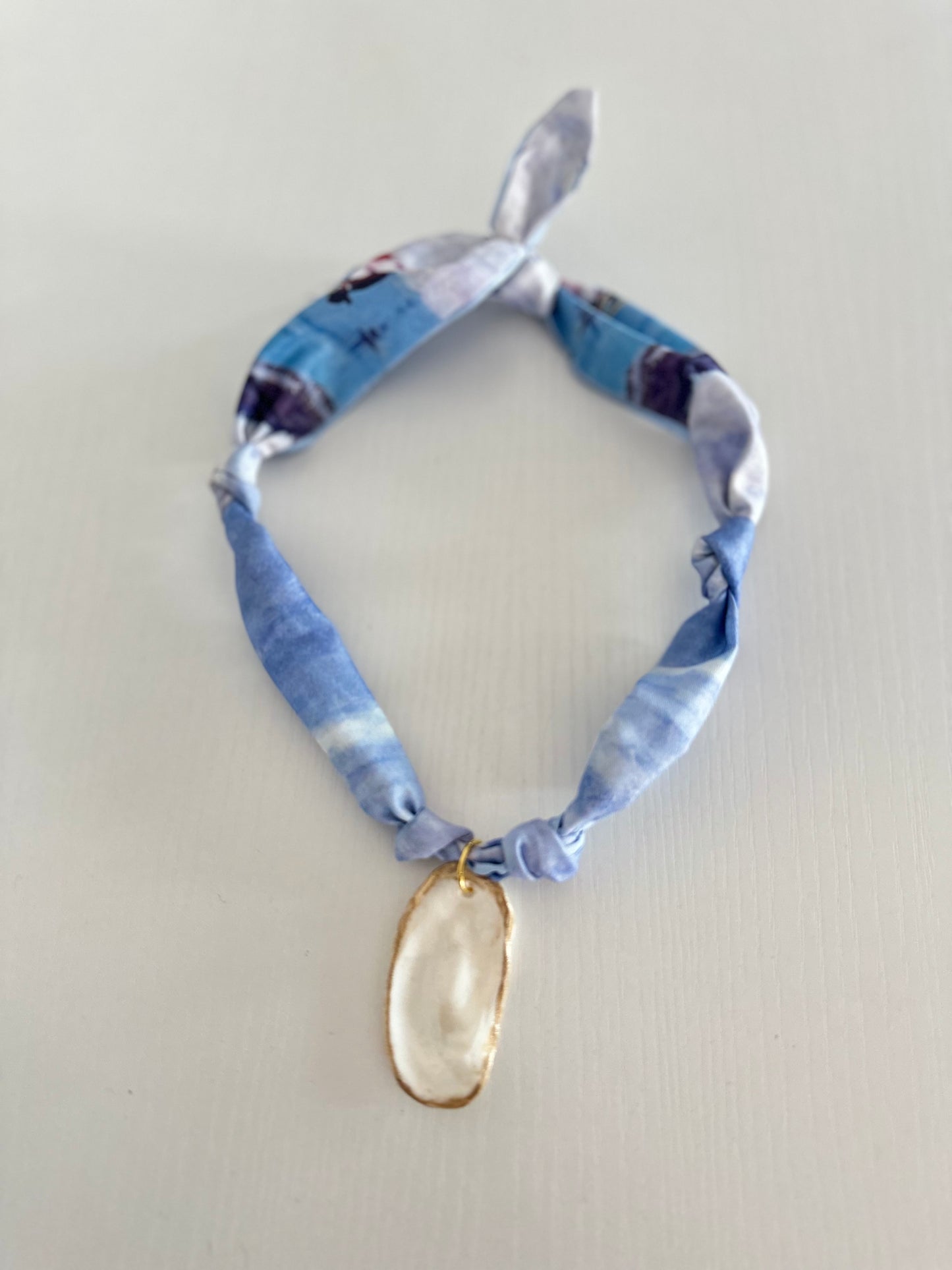 Knotted Scarf + Oyster Necklace | Watercolor Art