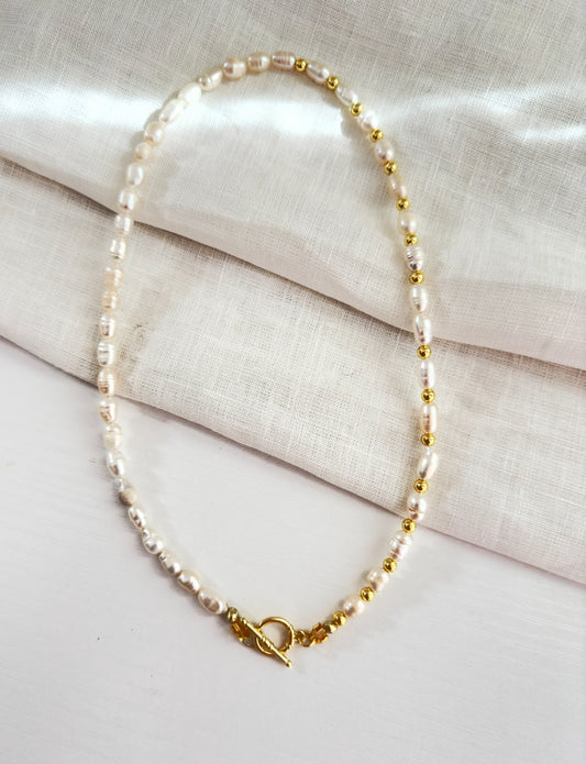 Dainty Pearl Toggle Necklace